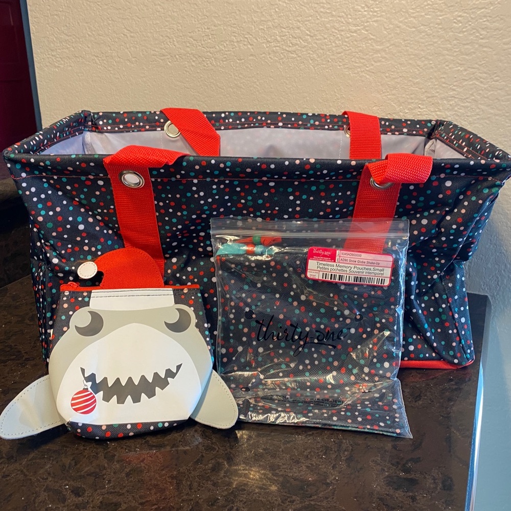 Thirty-One Holly Dot Medium Utility Tote Bundle